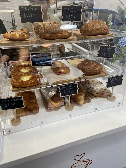 AXZO CAFÉ Picture 2