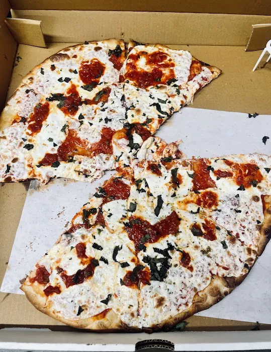 Gravesend Pizza Picture 7