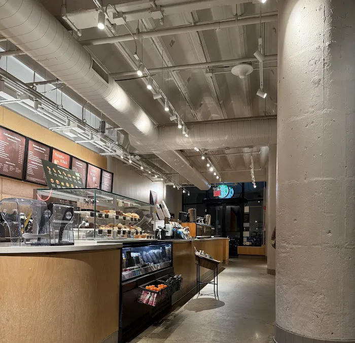Starbucks Picture 2