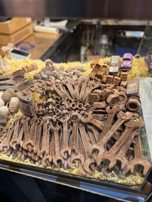 United Chocolate Works Picture 7