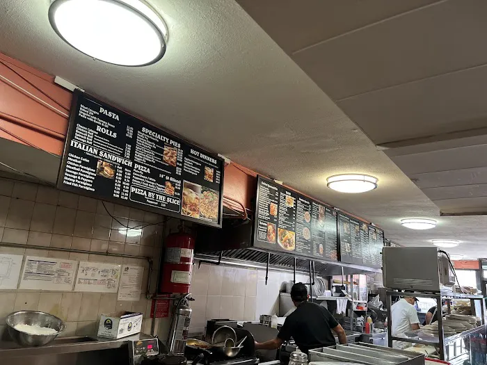 Spiro's cafe pizza Picture 1