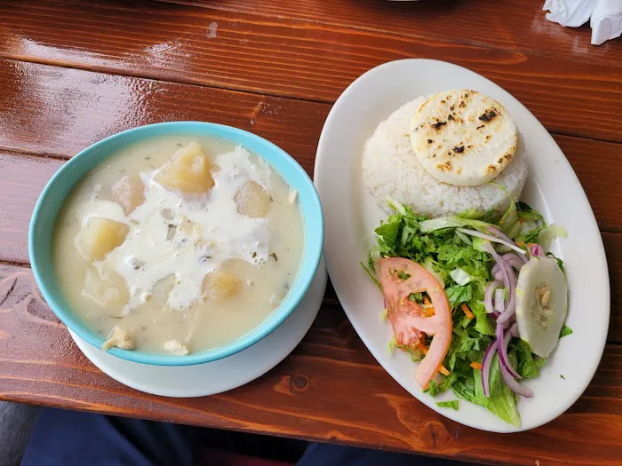 El Rinconcito Paisa Restaurante & Bakery Colombian Picture 3