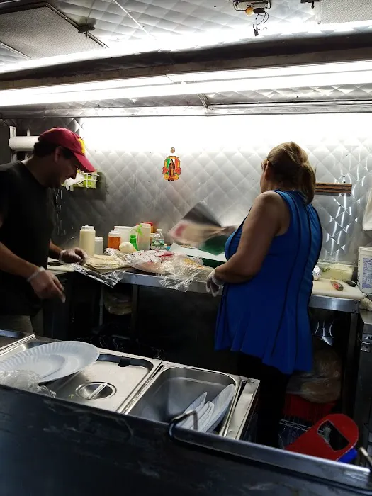 Maya Taco Truck Picture 1