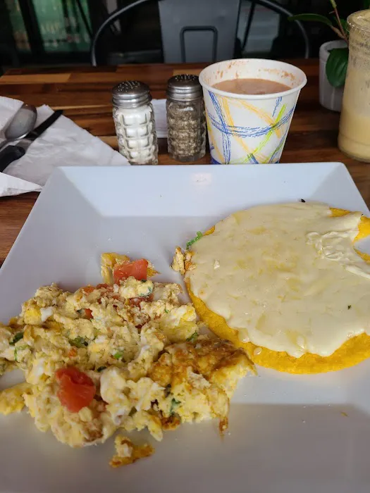 LOS BUCAROS RESTAURANT Picture 9