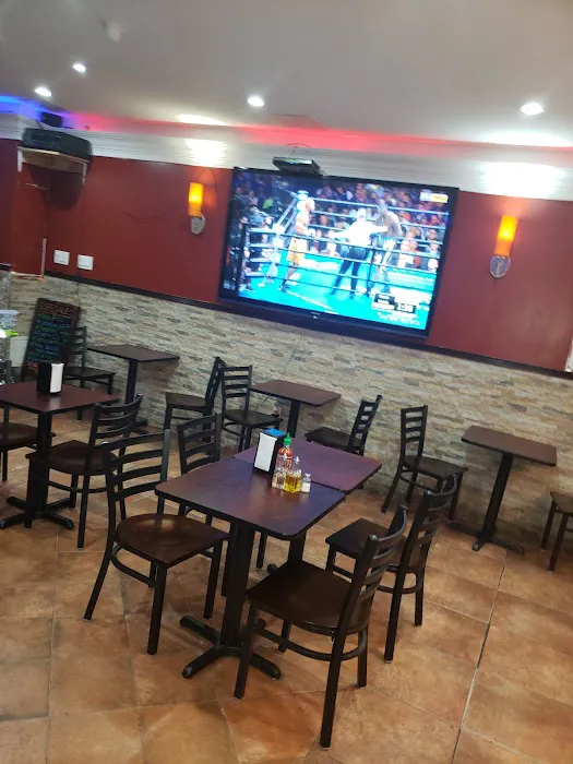 Cañas Restaurant and Bar Picture 5