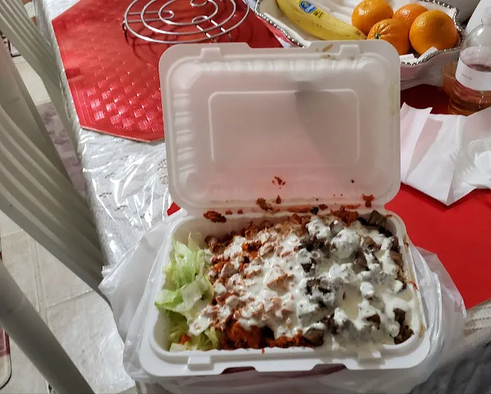 Shah's Halal Richmond Hill Picture 9