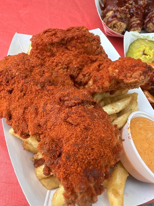 Chicky’s food truck Picture 4