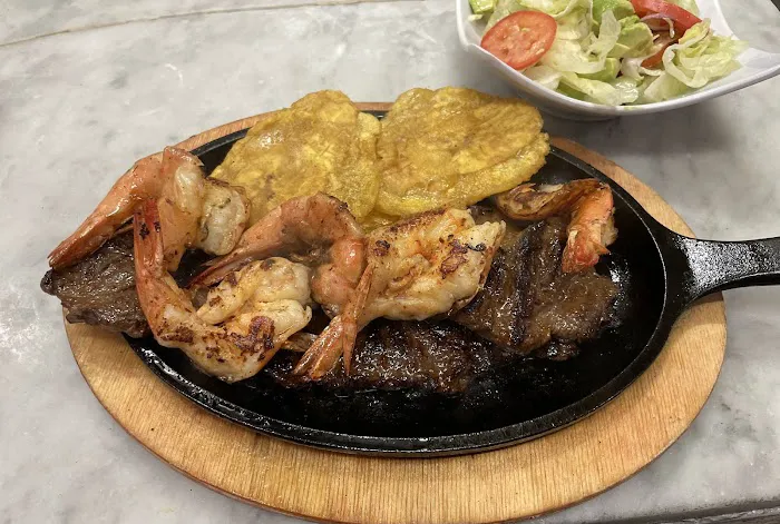 Delicious restaurant Picture 3