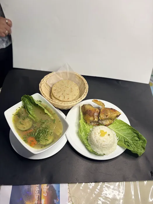 Delicious restaurant Picture 7