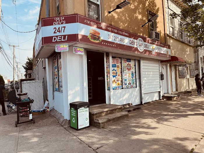 Dev’s 24/7 Deli Picture 9