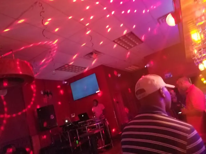 Lovell's Afterdark Bar and Lounge Inc. Picture 10