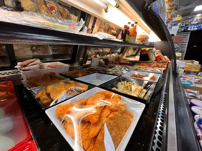 3 Brothers deli and grill Picture 10