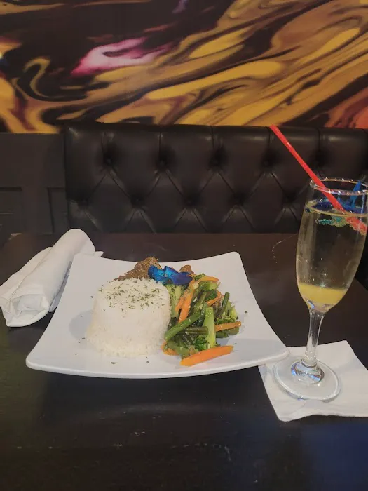 Truth Restaurant and Lounge Picture 4