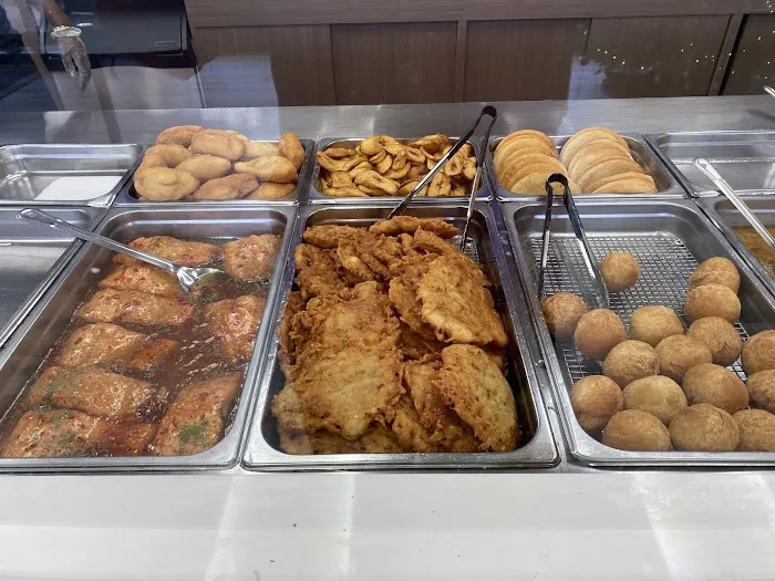 Golden Krust Caribbean Restaurant Picture 3
