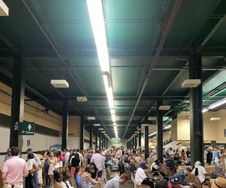 Belmont Track Kitchen