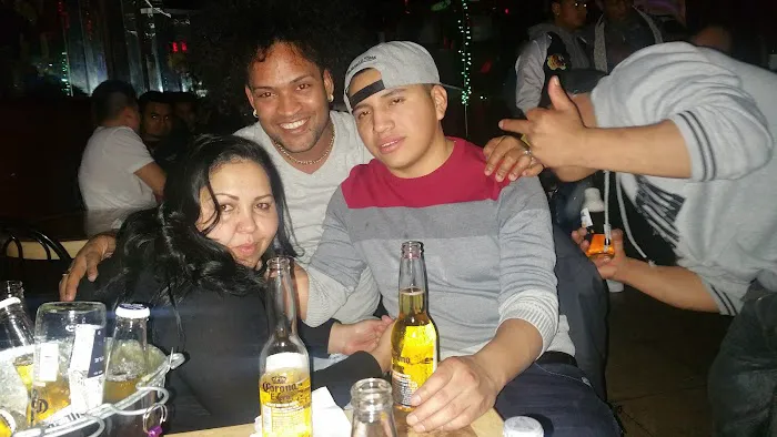 Rumba Mexicana Sport Bar Picture 4