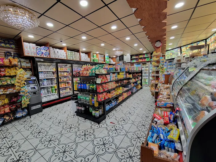 179 Deli Picture 7