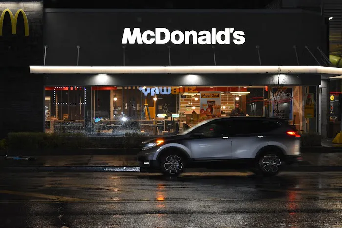 McDonald's Picture 9