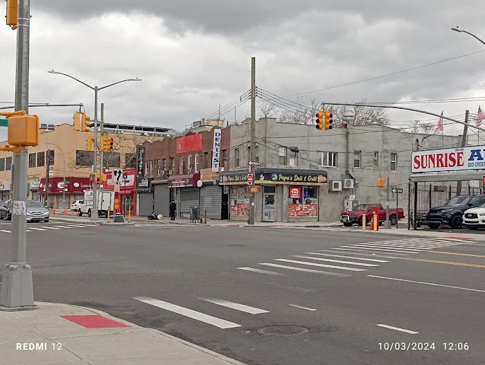 Hollis Deli & Grill Picture 1