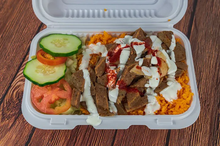 ZAKI'S Halal Food Picture 1