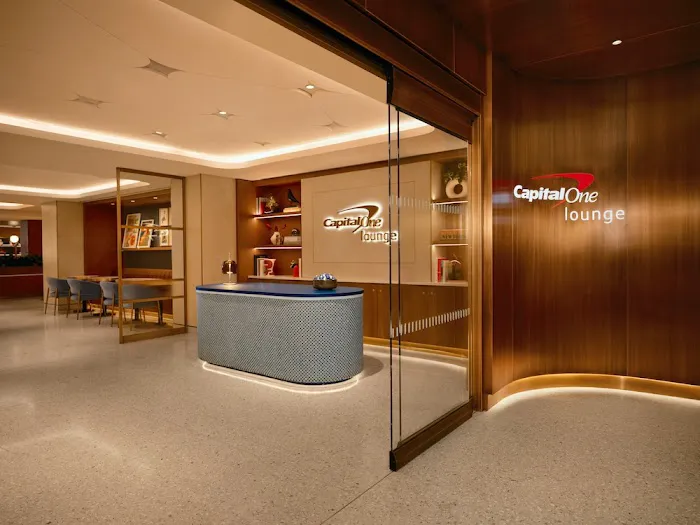 Capital One Lounge at JFK Picture 7