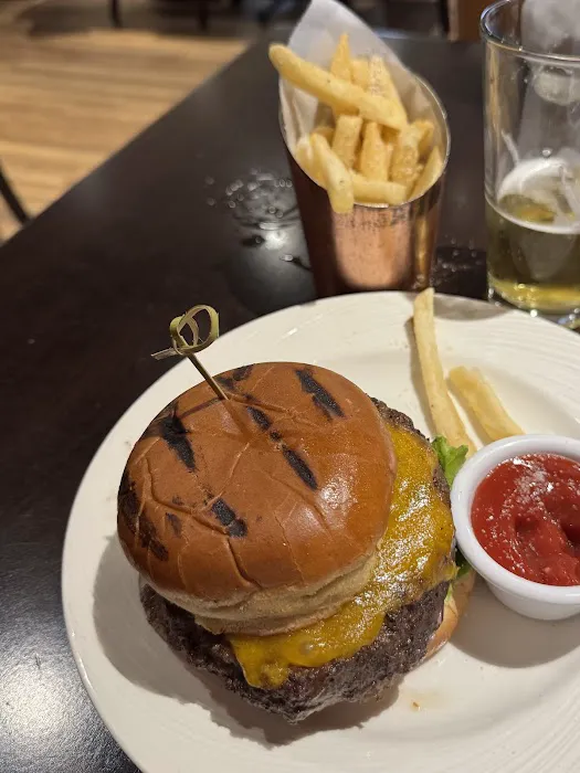 The Palm Bar & Grille Picture 7