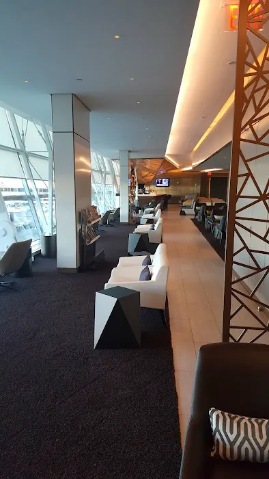 Etihad Airways Lounge Picture 10