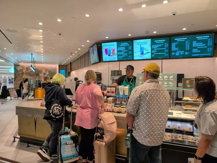 Starbucks Picture 5