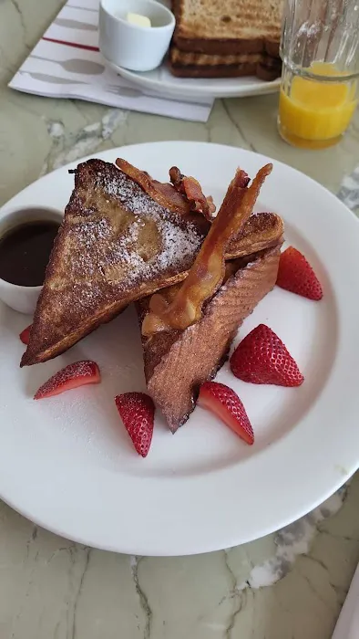 The Paris Café Picture 9