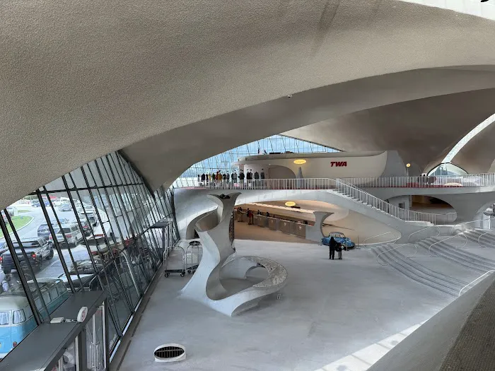 The Paris Café Picture 3