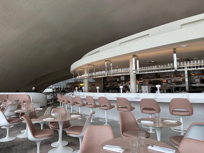 The Paris Café Picture 1