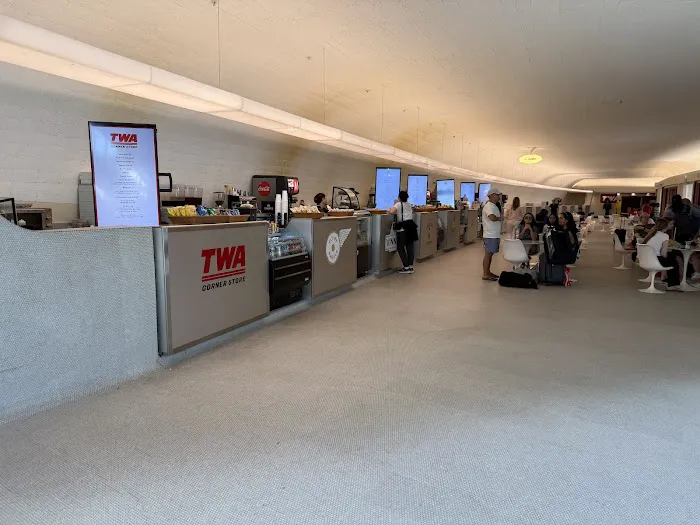 Departures Foodhall Picture 9