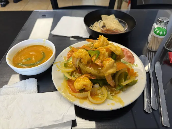 Joeleny's Restaurant Picture 8