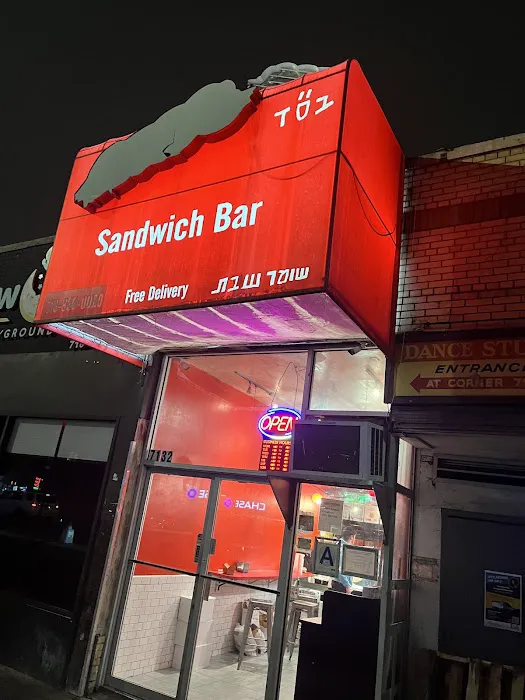 Sandwich Bar Picture 10