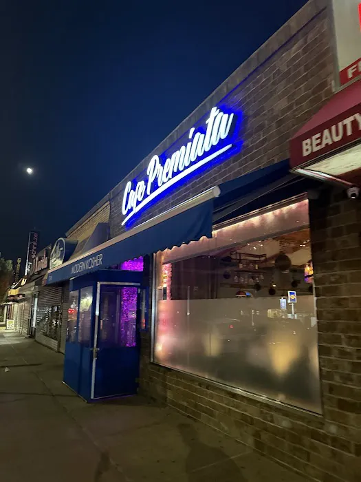 Cafe Premiata Picture 3