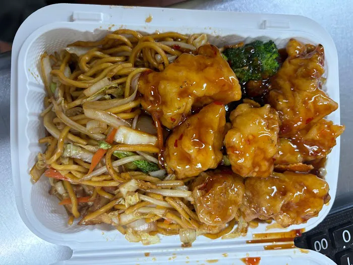 No 1 Halal Kitchen Picture 7