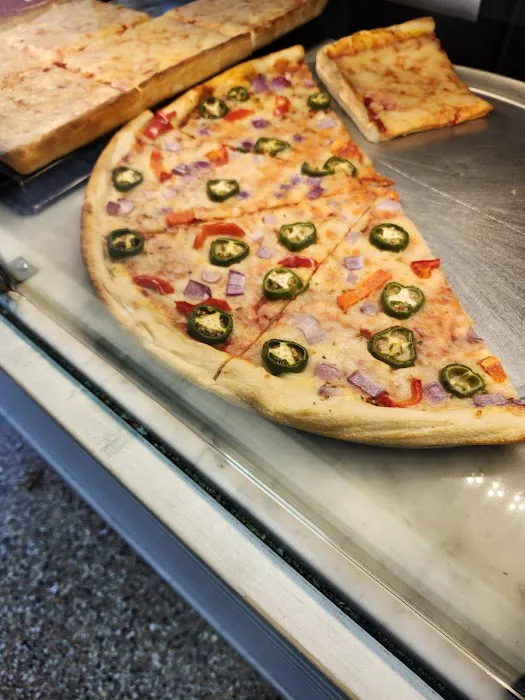 Naomi's Kosher Pizza & Falafel Picture 7