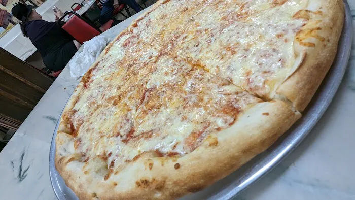 Naomi's Kosher Pizza & Falafel Picture 6