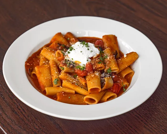 The Upper Crust Queens Picture 5