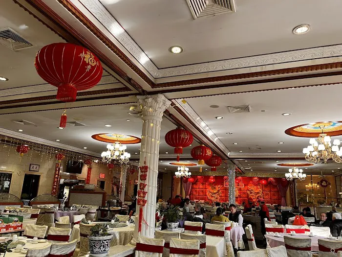 Golden Lake Pavilion Picture 6