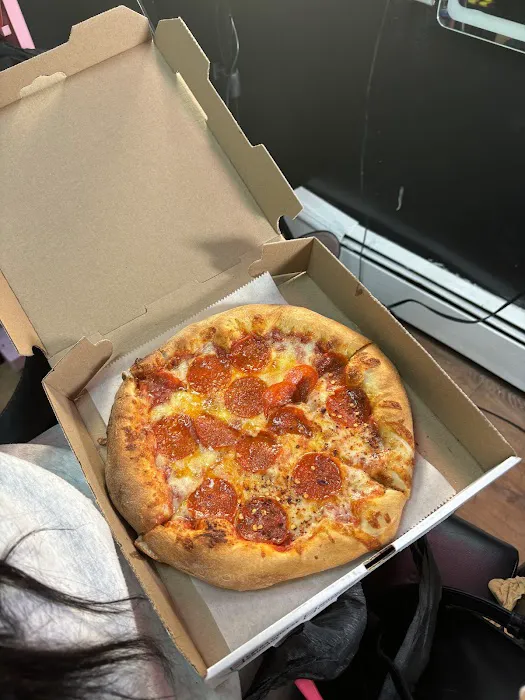 Farmers Pizza Picture 3