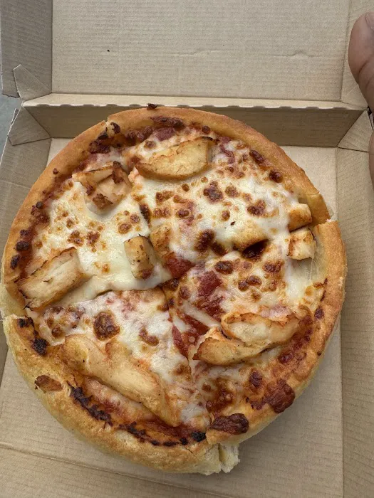 Pizza Hut Picture 7