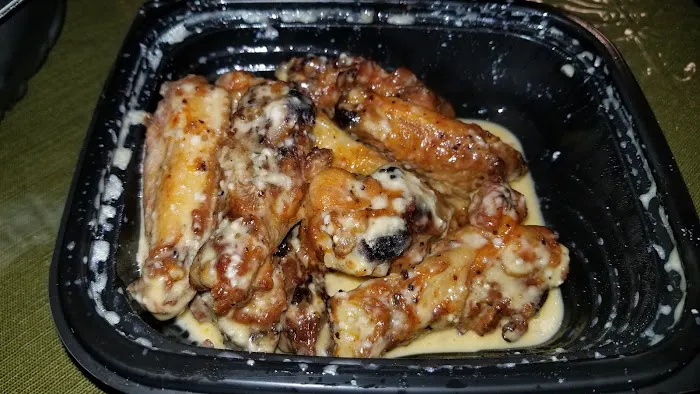 Little Caesars Pizza Picture 6