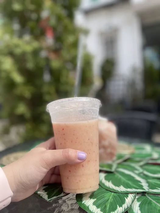 Mother Earth Juice Bar & Health Food Cafe Picture 6
