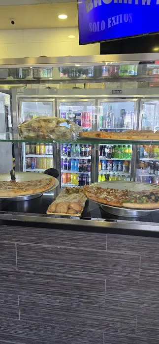 Ebenezer Restaurant & Pizzeria Picture 7
