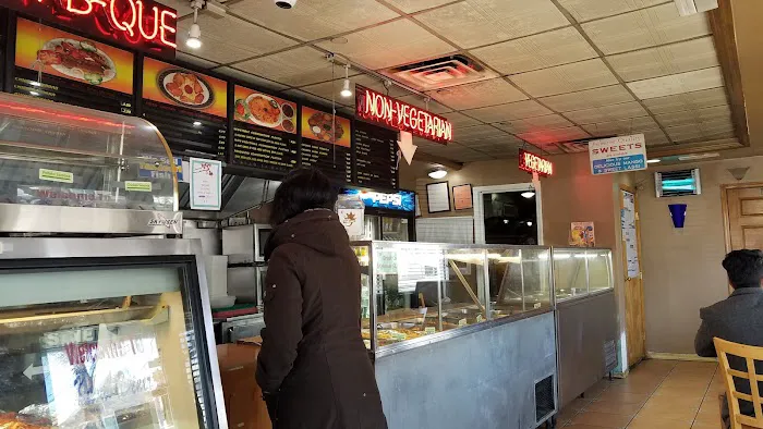 Sati's Roti Shop Picture 4