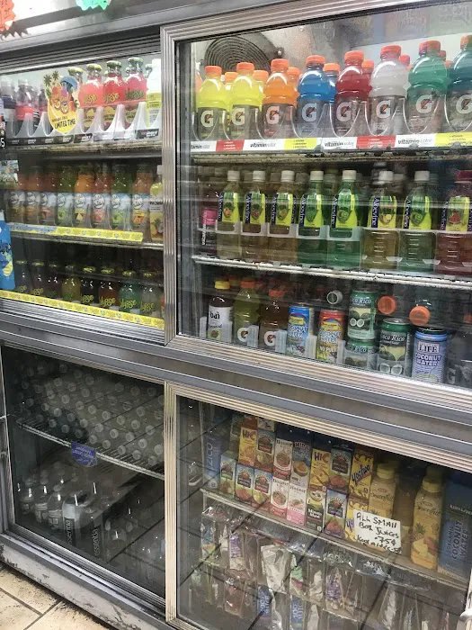 Baisley Deli Picture 10