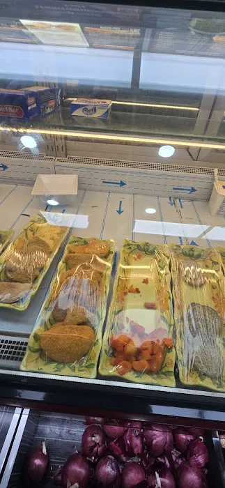 Gourmet Deli Picture 6
