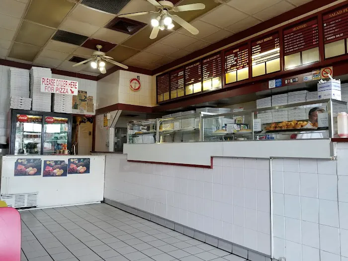 DNL Pizza Plus Picture 6