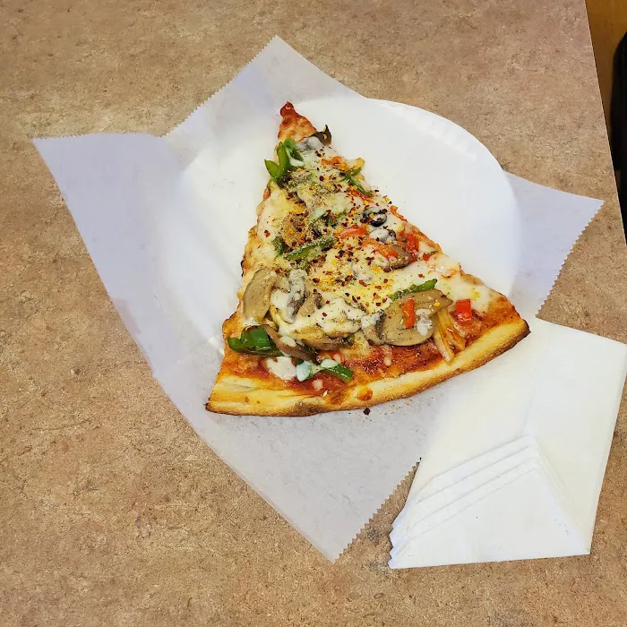 DNL Pizza Plus Picture 10